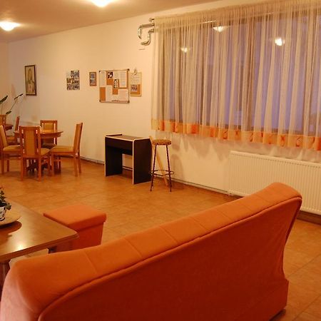 Guesthouse Panna Maria Меджугорье Экстерьер фото