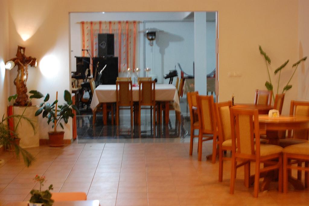 Guesthouse Panna Maria Меджугорье Экстерьер фото
